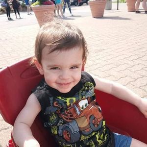 Meet your Posher, Lewis